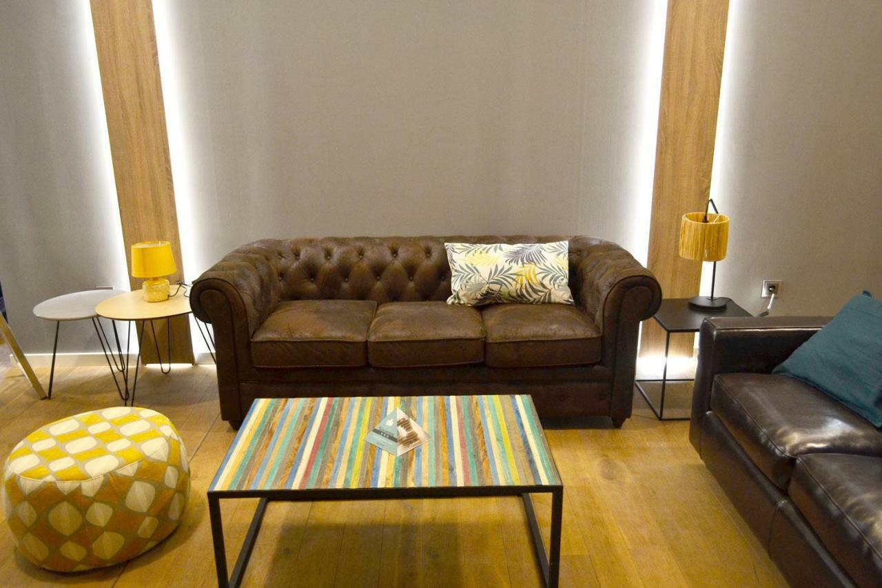Albergue Alda Pilgrim レオン エクステリア 写真