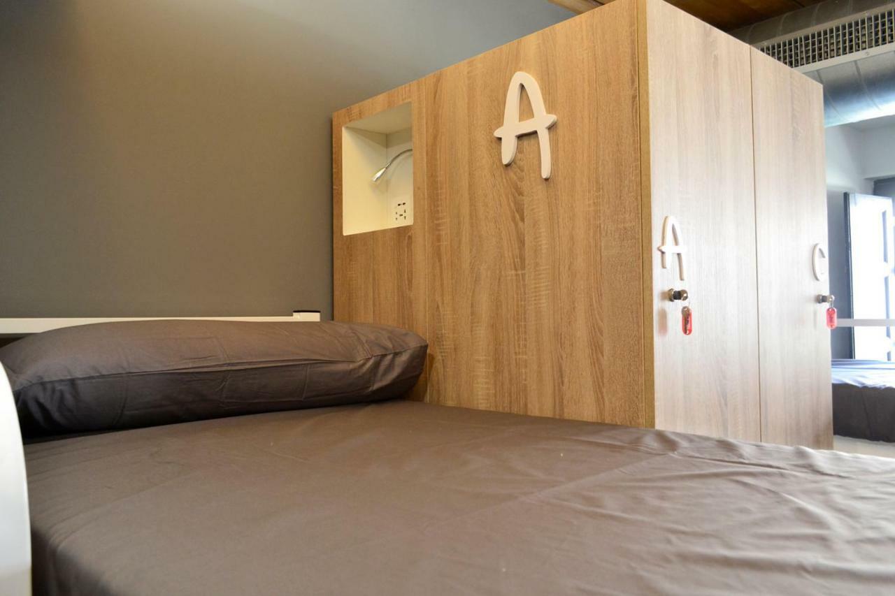 Albergue Alda Pilgrim レオン エクステリア 写真