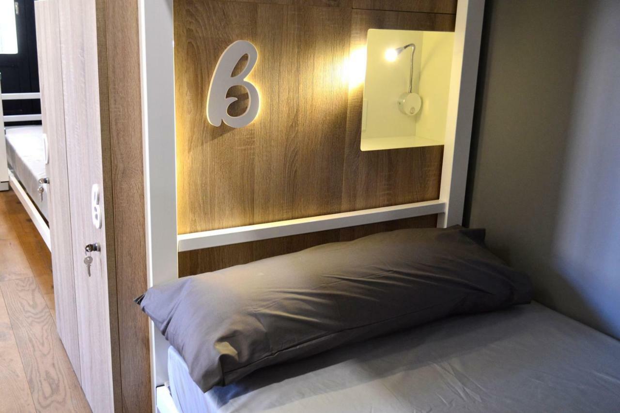 Albergue Alda Pilgrim レオン エクステリア 写真